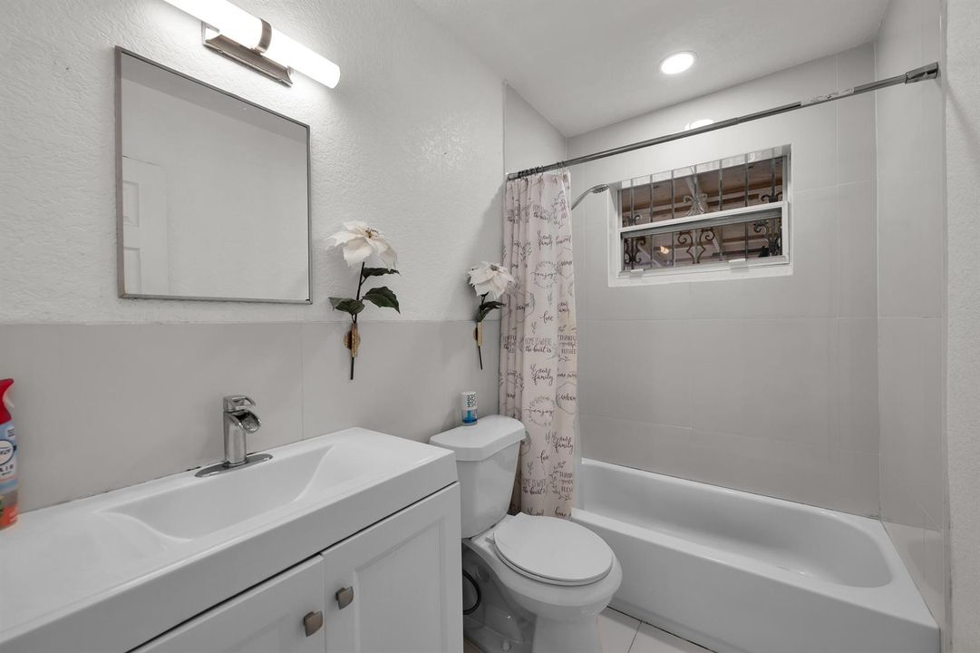 406 SW 15th Terrace 00026