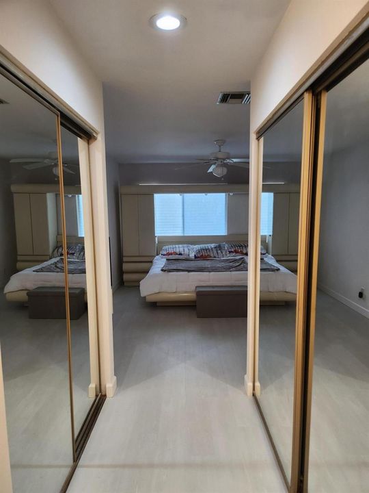 8934 Sunnywood Pl Boca hallway3