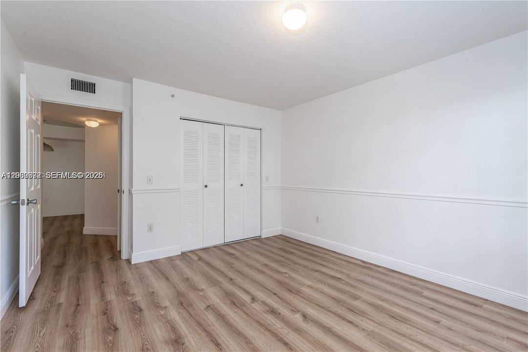 For Rent: $2,000 (2 beds, 2 baths, 1060 Square Feet)