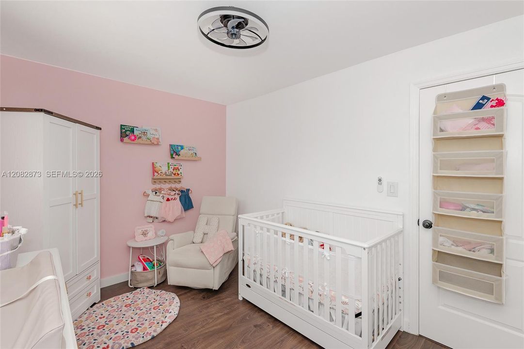 For Sale: $499,000 (2 beds, 2 baths, 1228 Square Feet)