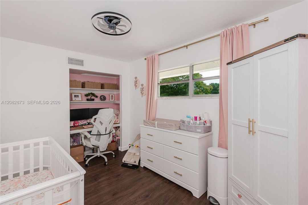For Sale: $499,000 (2 beds, 2 baths, 1228 Square Feet)