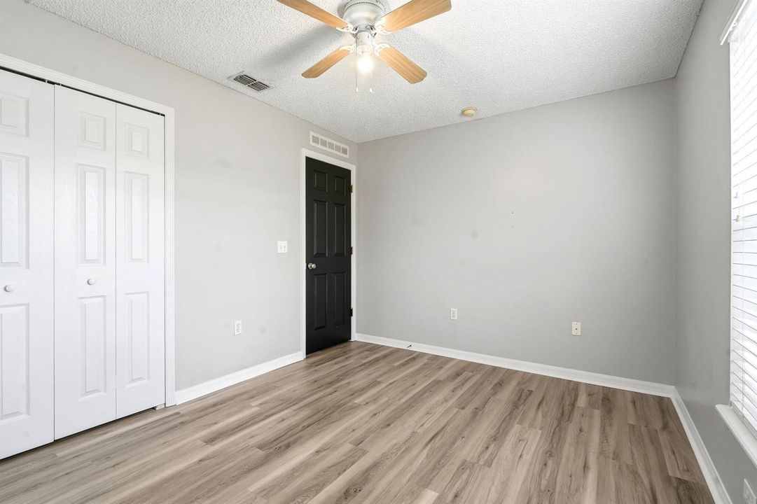 42-web-or-mls-3088-wainwright-st