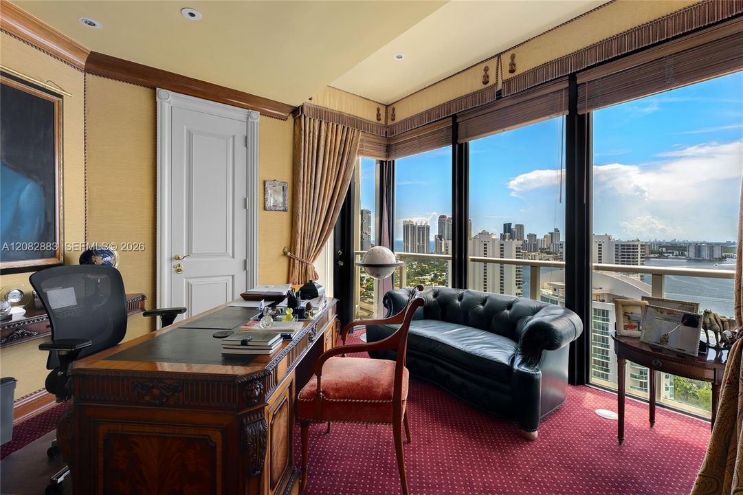 En Venta: $8,900,000 (6 camas, 5 baños, 7087 Pies cuadrados)