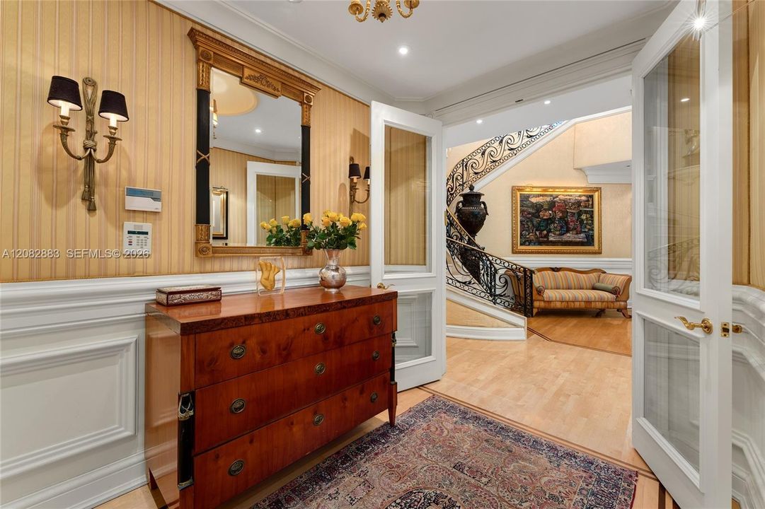 En Venta: $8,900,000 (6 camas, 5 baños, 7087 Pies cuadrados)