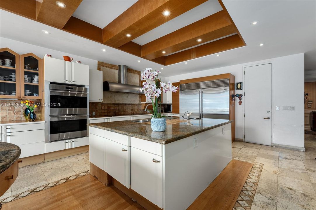 En Venta: $8,900,000 (6 camas, 5 baños, 7087 Pies cuadrados)