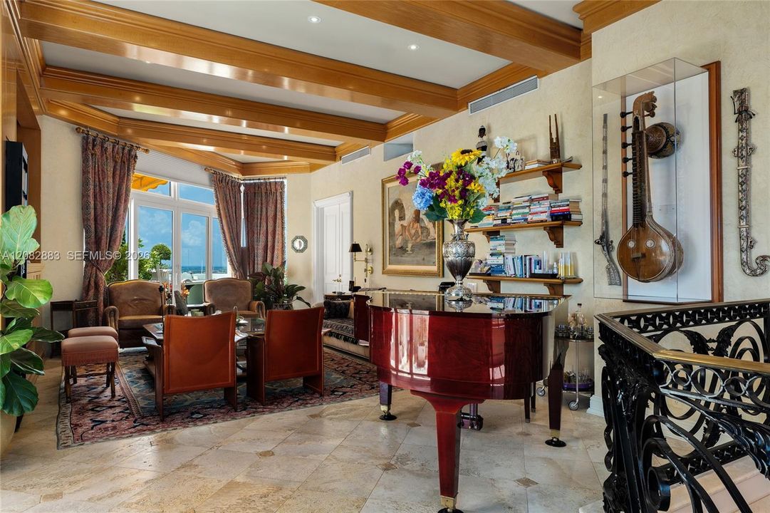 En Venta: $8,900,000 (6 camas, 5 baños, 7087 Pies cuadrados)