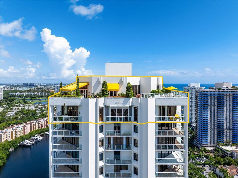 En Venta: $8,900,000 (6 camas, 5 baños, 7087 Pies cuadrados)