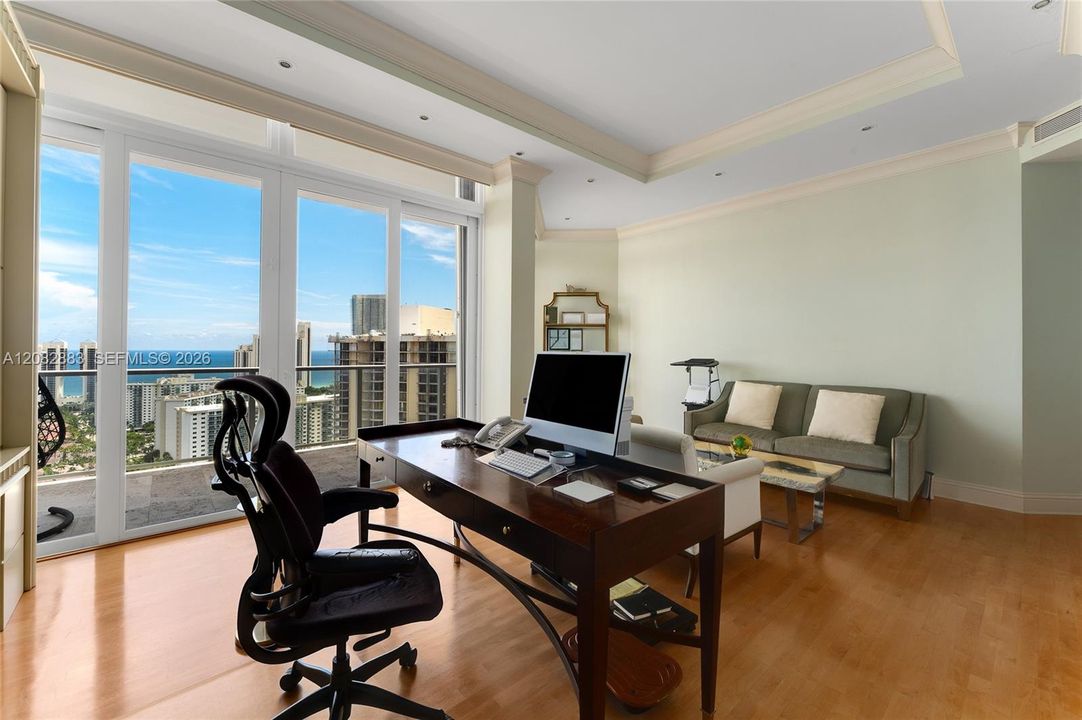 En Venta: $8,900,000 (6 camas, 5 baños, 7087 Pies cuadrados)