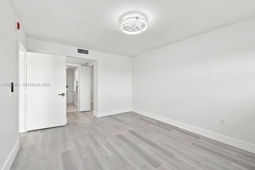 En Venta: $289,000 (2 camas, 2 baños, 1207 Pies cuadrados)