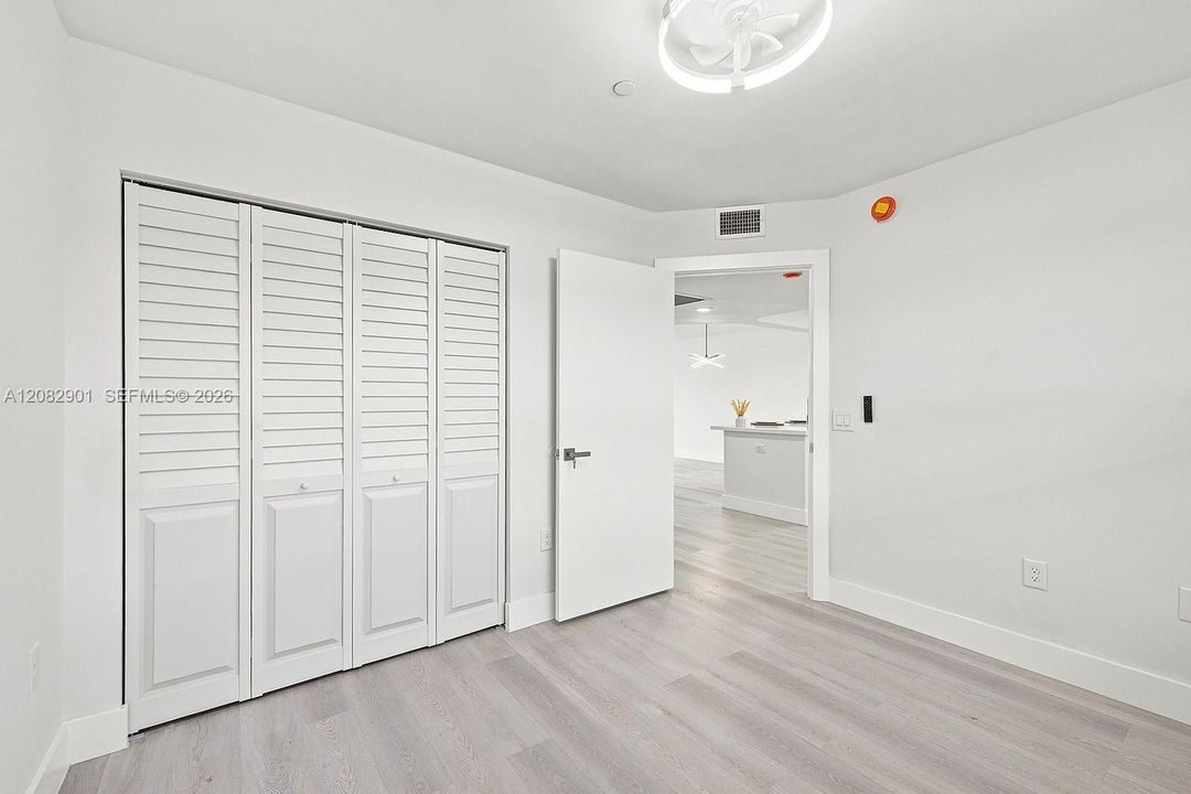En Venta: $289,000 (2 camas, 2 baños, 1207 Pies cuadrados)
