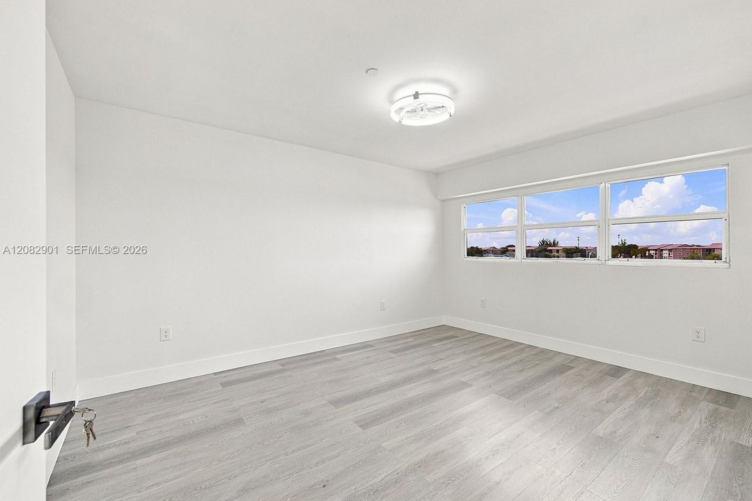 En Venta: $289,000 (2 camas, 2 baños, 1207 Pies cuadrados)