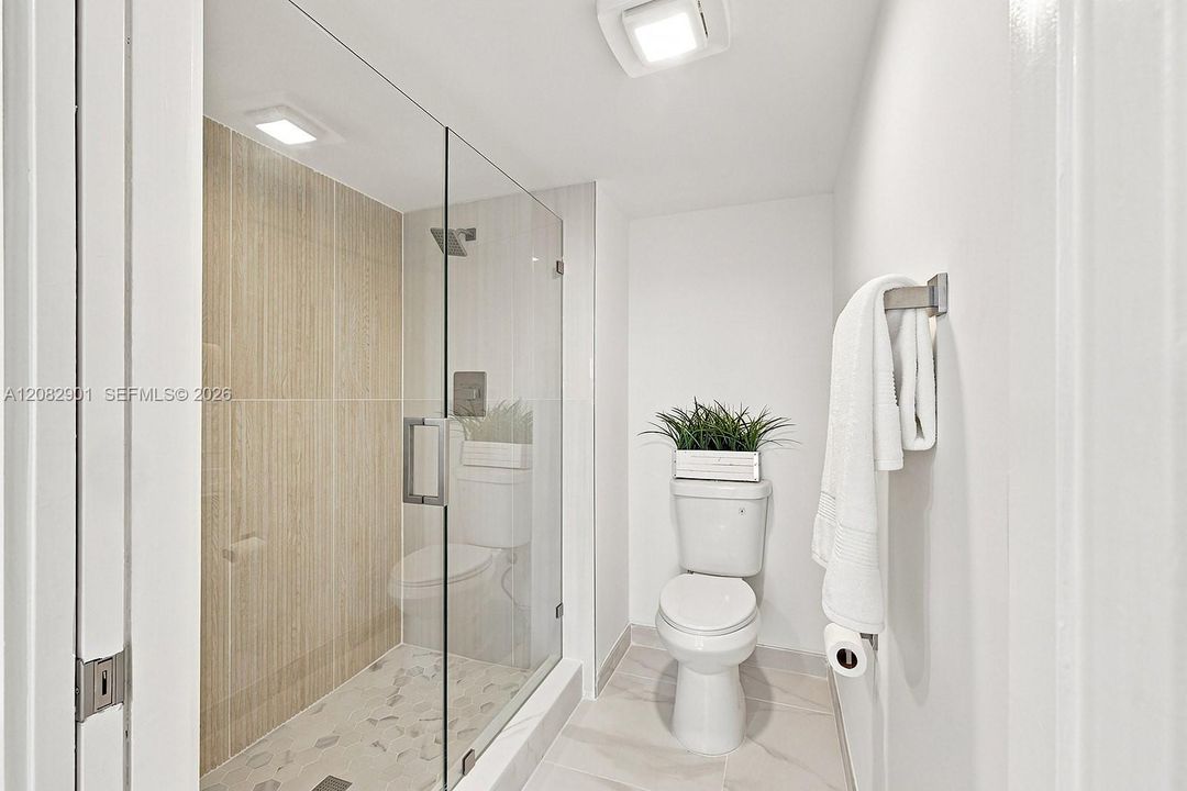 En Venta: $289,000 (2 camas, 2 baños, 1207 Pies cuadrados)