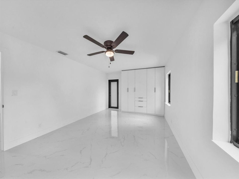 3rd Bedroom With Its Own Entrance
