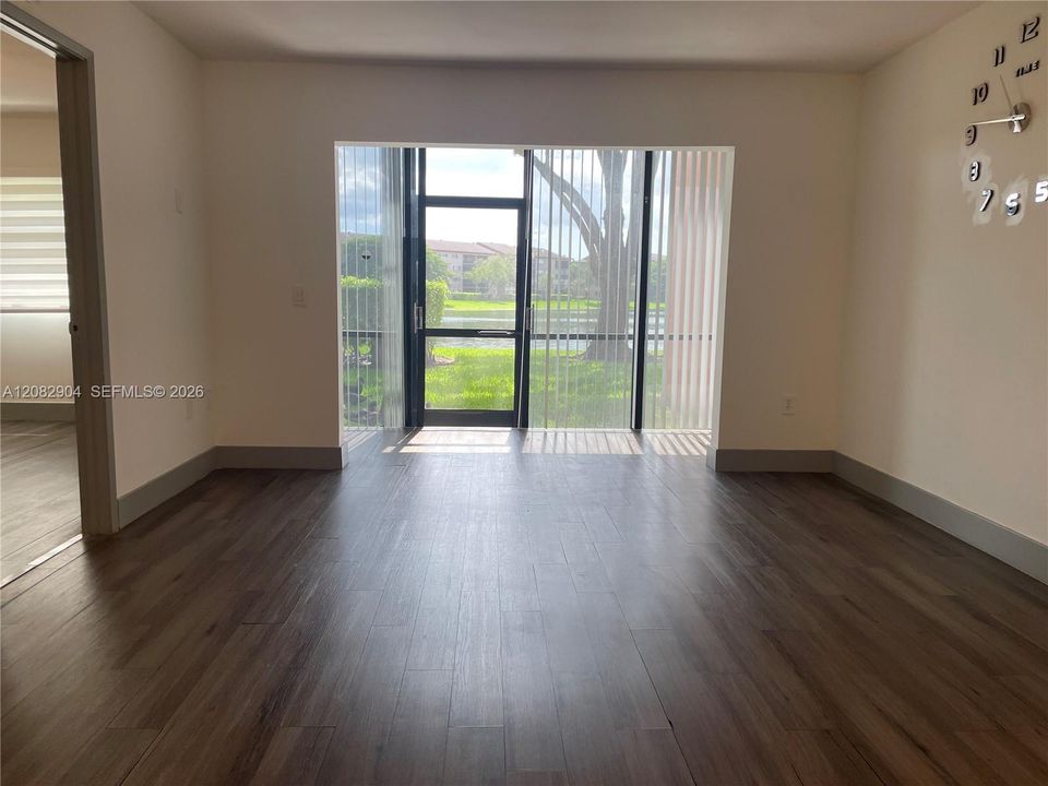 En Venta: $219,900 (2 camas, 1 baños, 1032 Pies cuadrados)