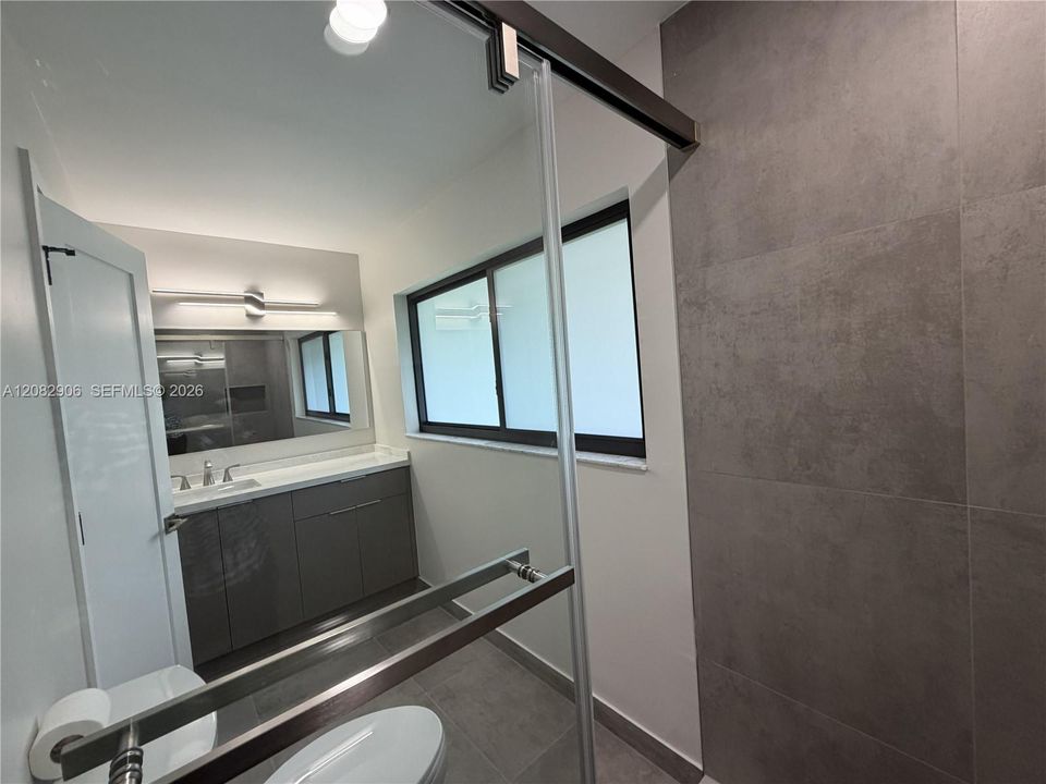 En Renta: $4,200 (3 camas, 2 baños, 1730 Pies cuadrados)