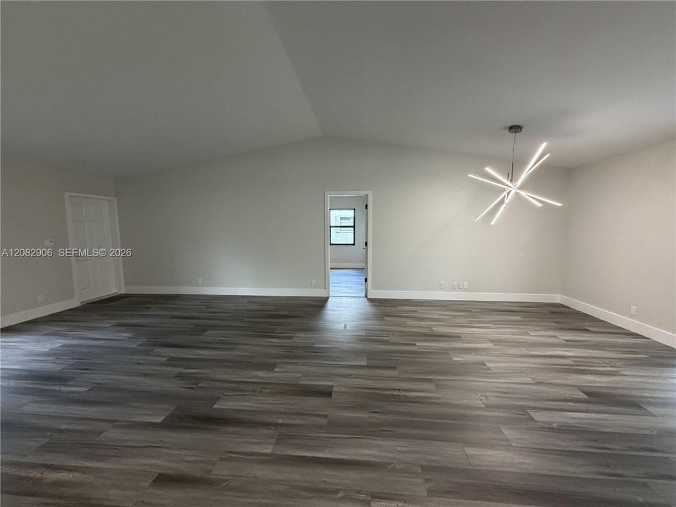 En Renta: $4,200 (3 camas, 2 baños, 1730 Pies cuadrados)