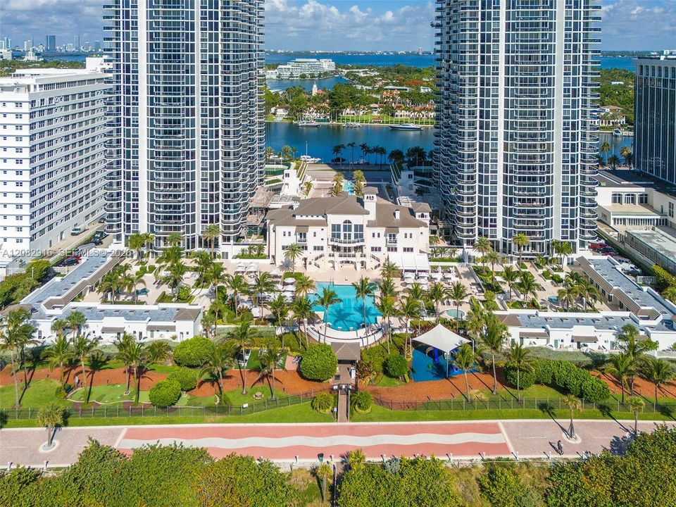 En Venta: $1,475,000 (2 camas, 2 baños, 1380 Pies cuadrados)