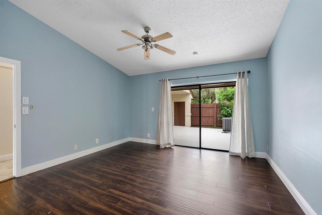 22686 Vistawood Way_028