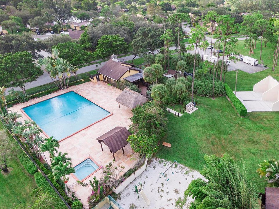 22586 Vistawood Way_04