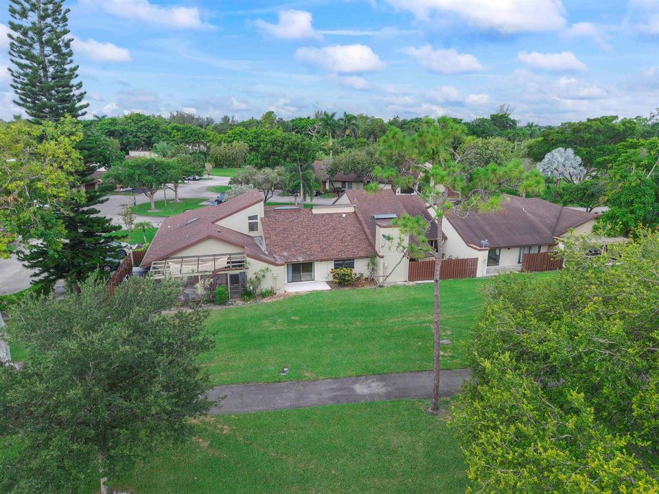 22686 Vistawood Way_004