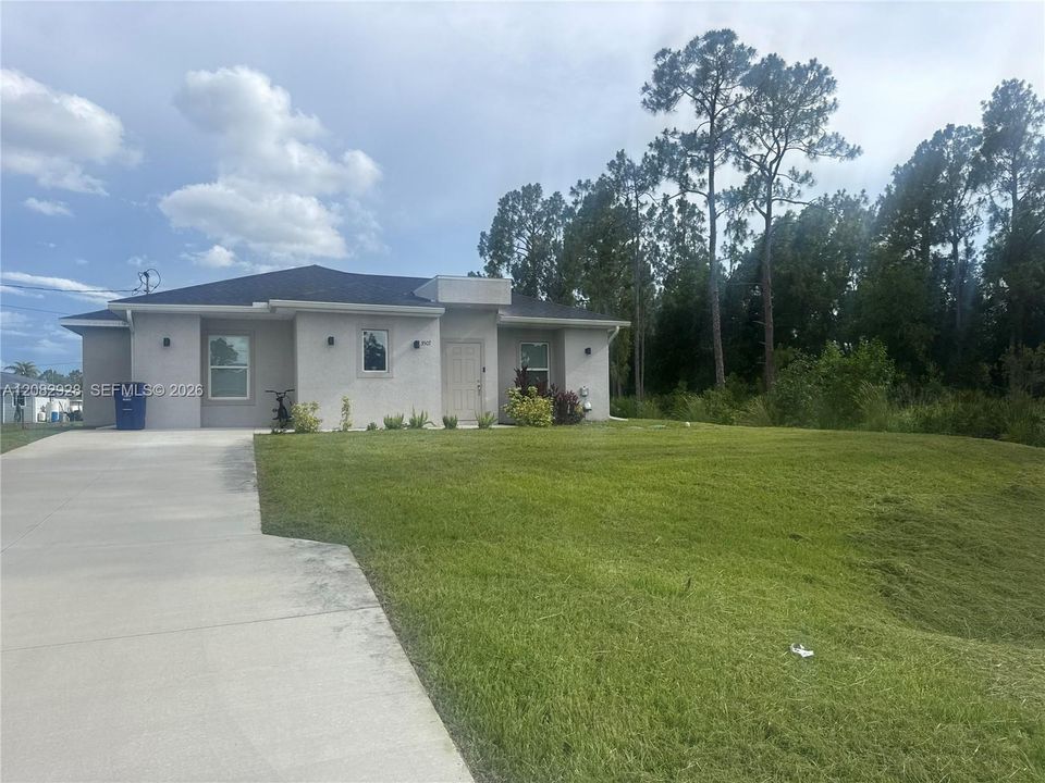 For Rent: $1,750 (3 beds, 2 baths, 0 Square Feet)