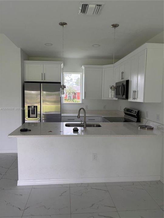 For Rent: $1,750 (3 beds, 2 baths, 0 Square Feet)