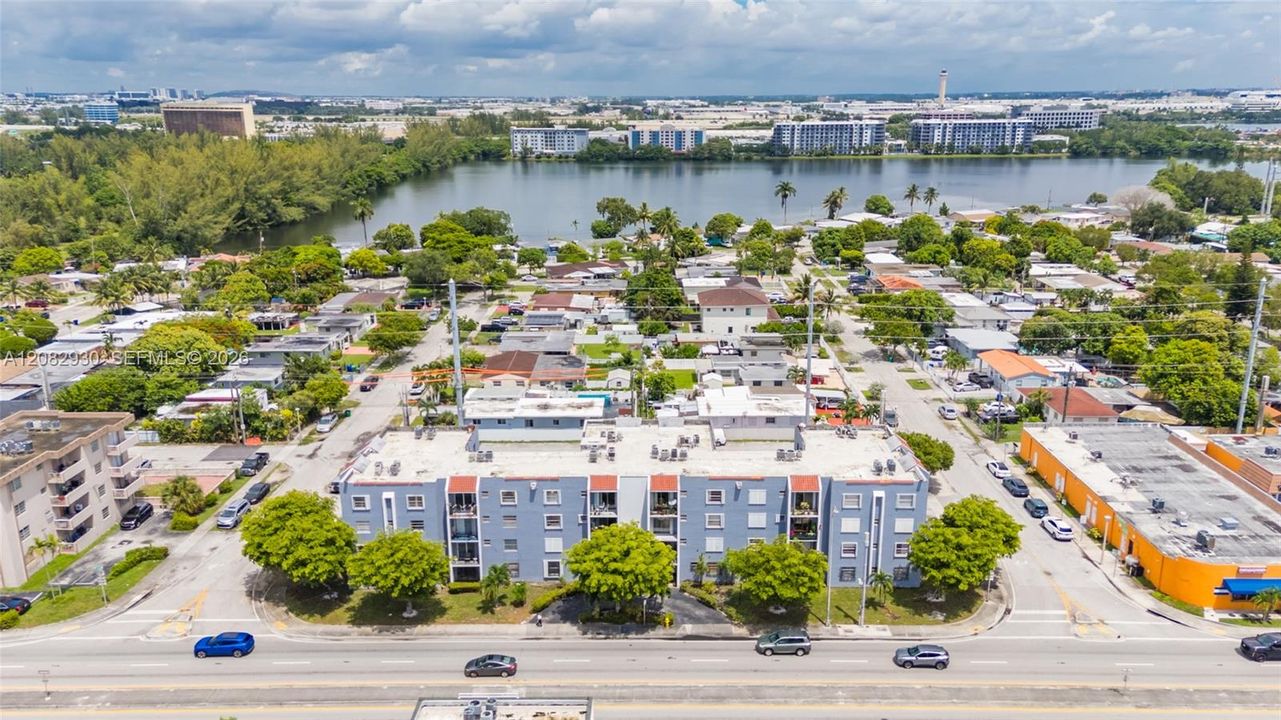 For Sale: $215,000 (2 beds, 1 baths, 855 Square Feet)