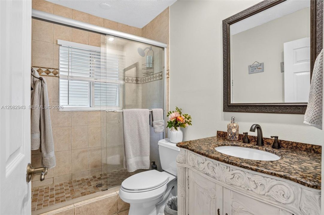2nd Bathroom