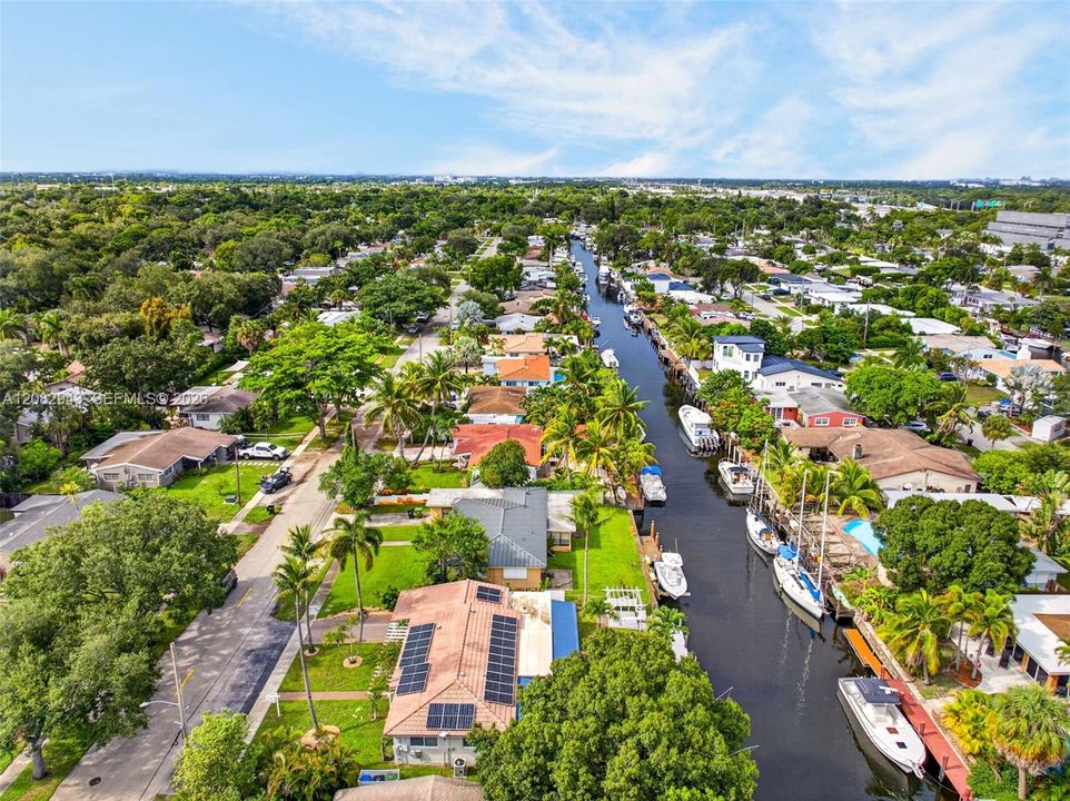 На продажу: $825,000 (3 спален, 3 ванн, 1540 Квадратных фут)