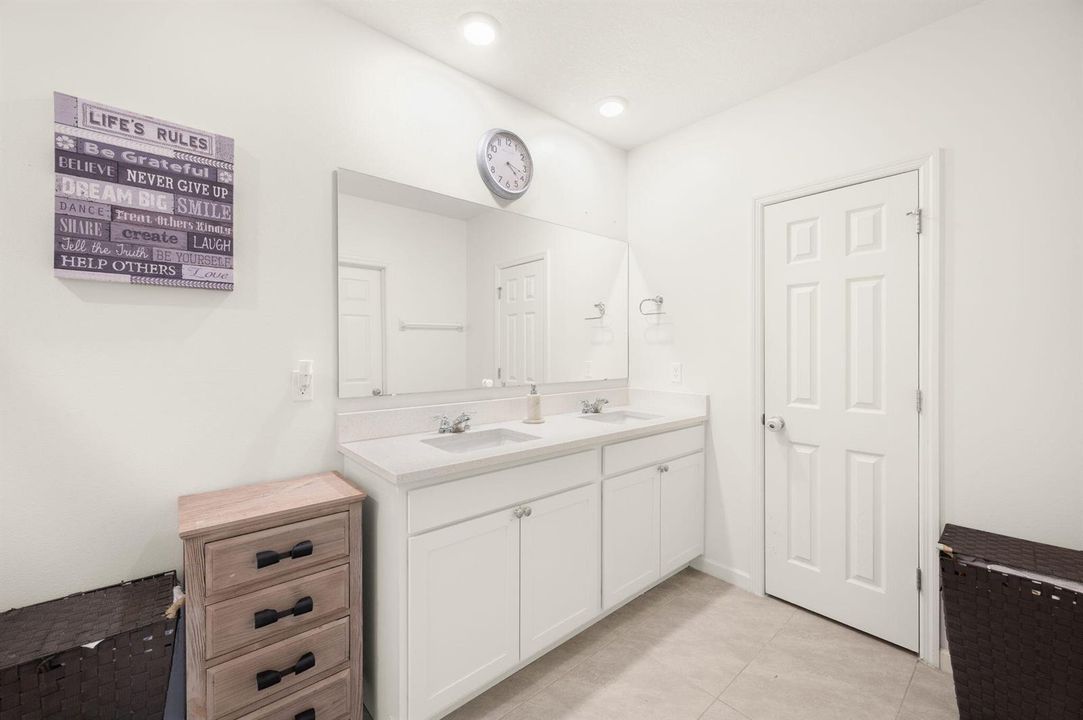 24-web-or-mls-10764 SW Vasari Way - 24