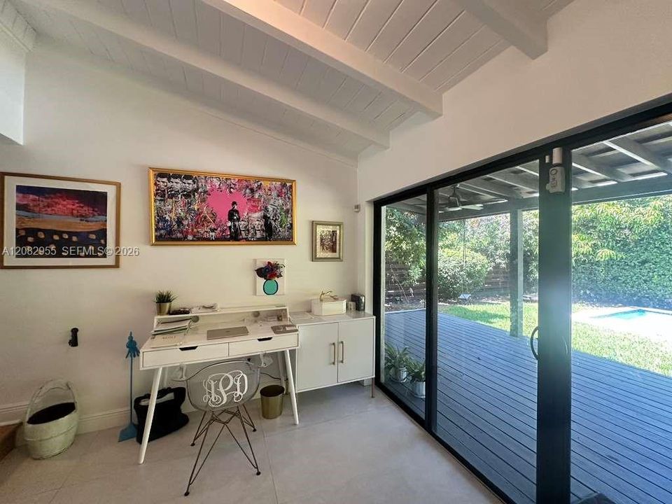 For Rent: $6,500 (3 beds, 2 baths, 1434 Square Feet)