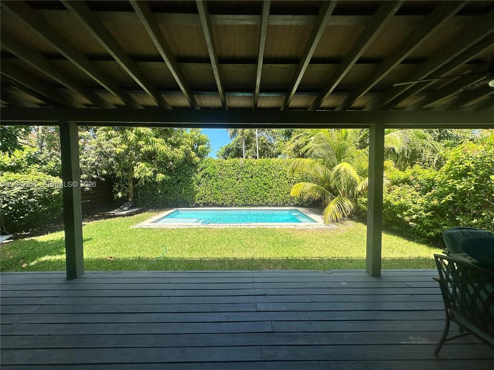 For Rent: $6,500 (3 beds, 2 baths, 1434 Square Feet)