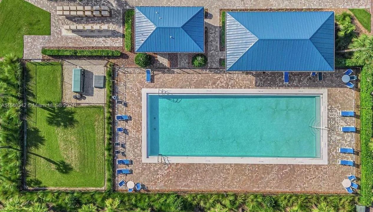 Piscina aereo