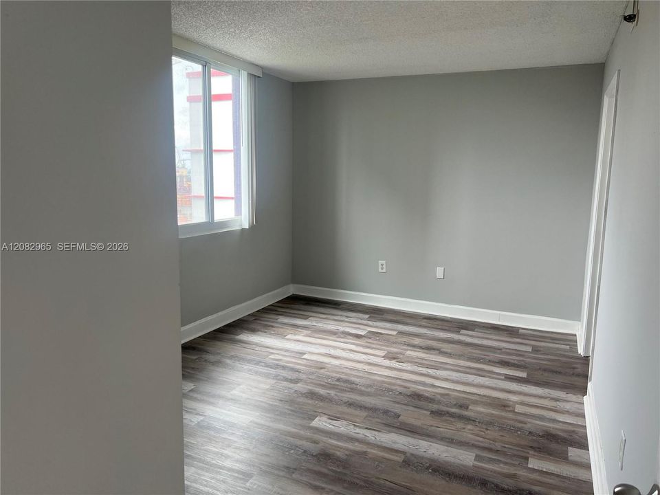 For Rent: $2,650 (2 beds, 2 baths, 914 Square Feet)
