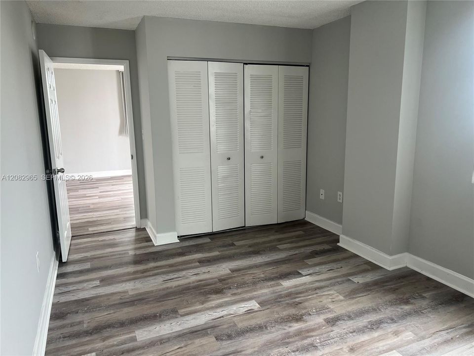 For Rent: $2,650 (2 beds, 2 baths, 914 Square Feet)