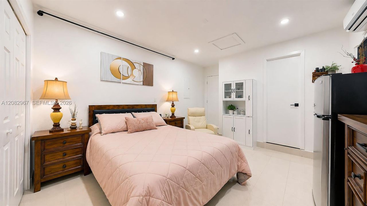 Active With Contract: $879,000 (4 beds, 3 baths, 2069 Square Feet)