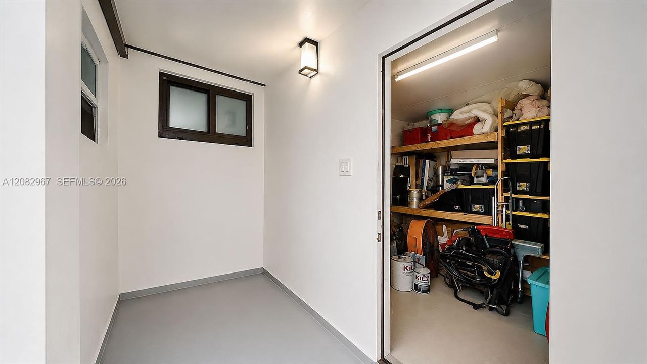 Active With Contract: $879,000 (4 beds, 3 baths, 2069 Square Feet)