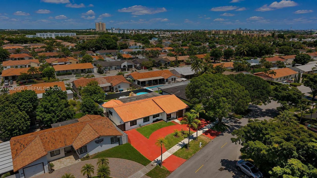 Active With Contract: $879,000 (4 beds, 3 baths, 2069 Square Feet)