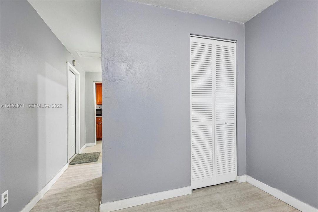 En Venta: $745,000 (3 camas, 2 baños, 1357 Pies cuadrados)