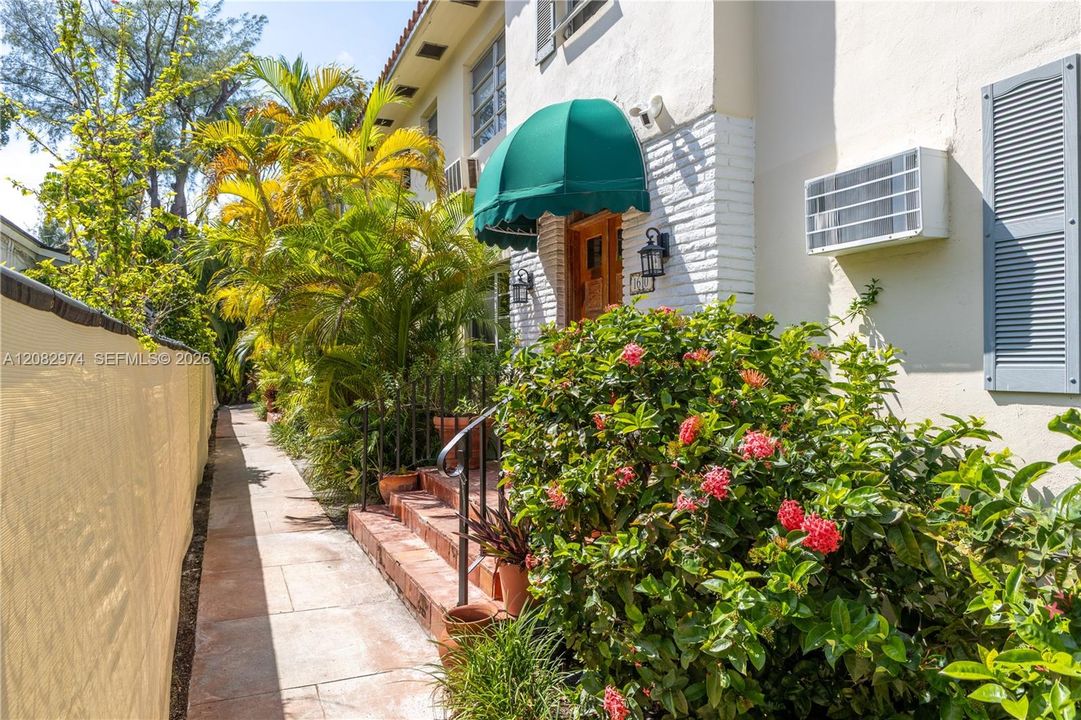 En Venta: $225,000 (1 camas, 1 baños, 610 Pies cuadrados)