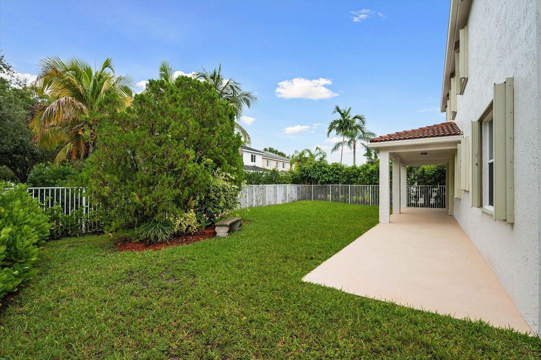 26-890 Hawthorn Terrace, Weston-8