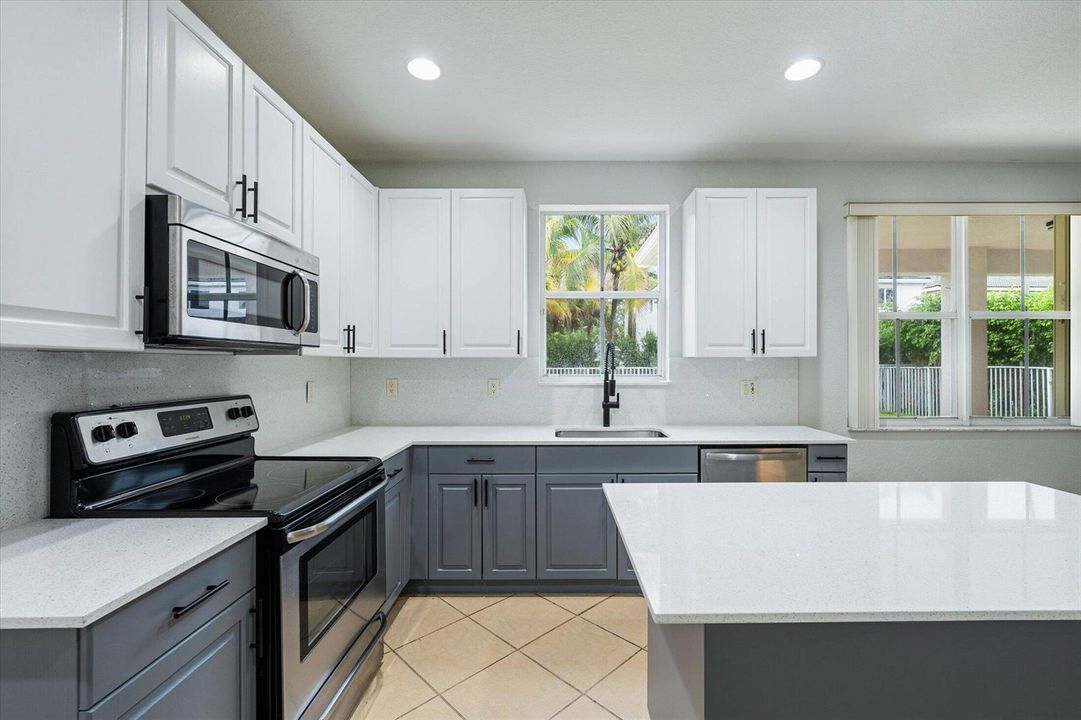 11-890 Hawthorn Terrace, Weston-16