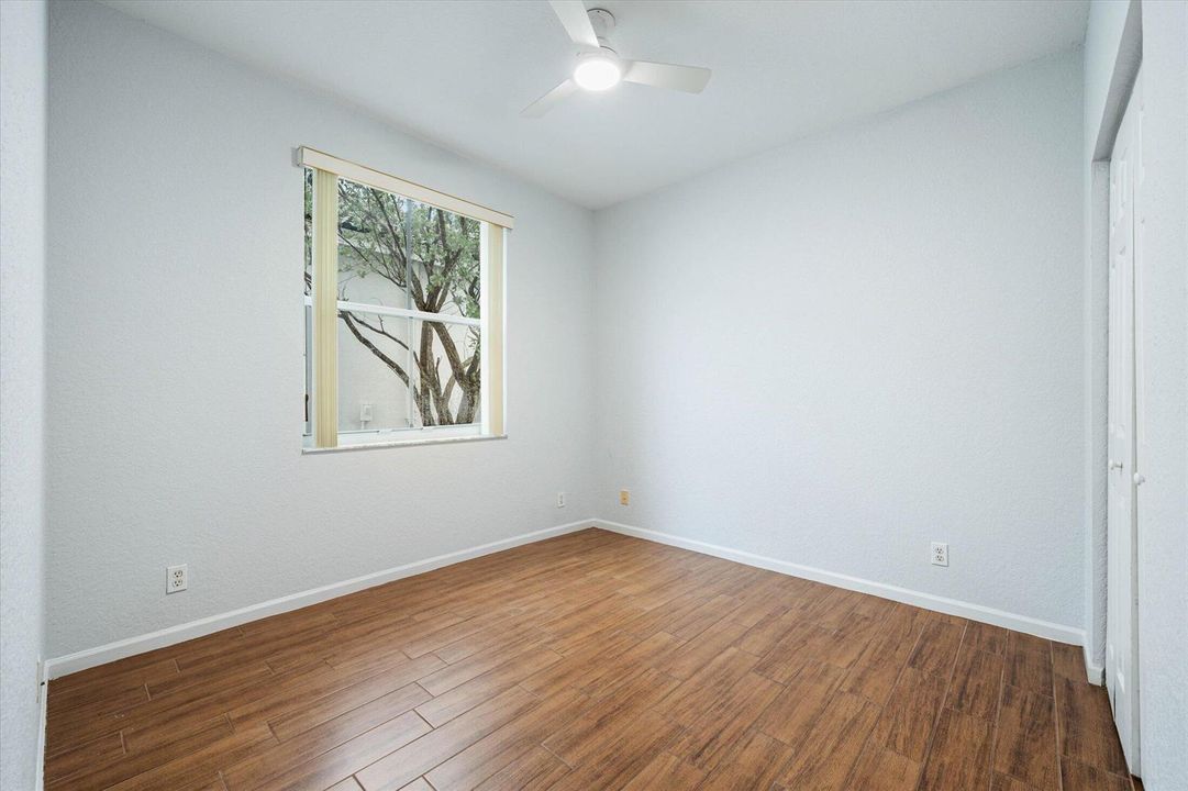 19-890 Hawthorn Terrace, Weston-24