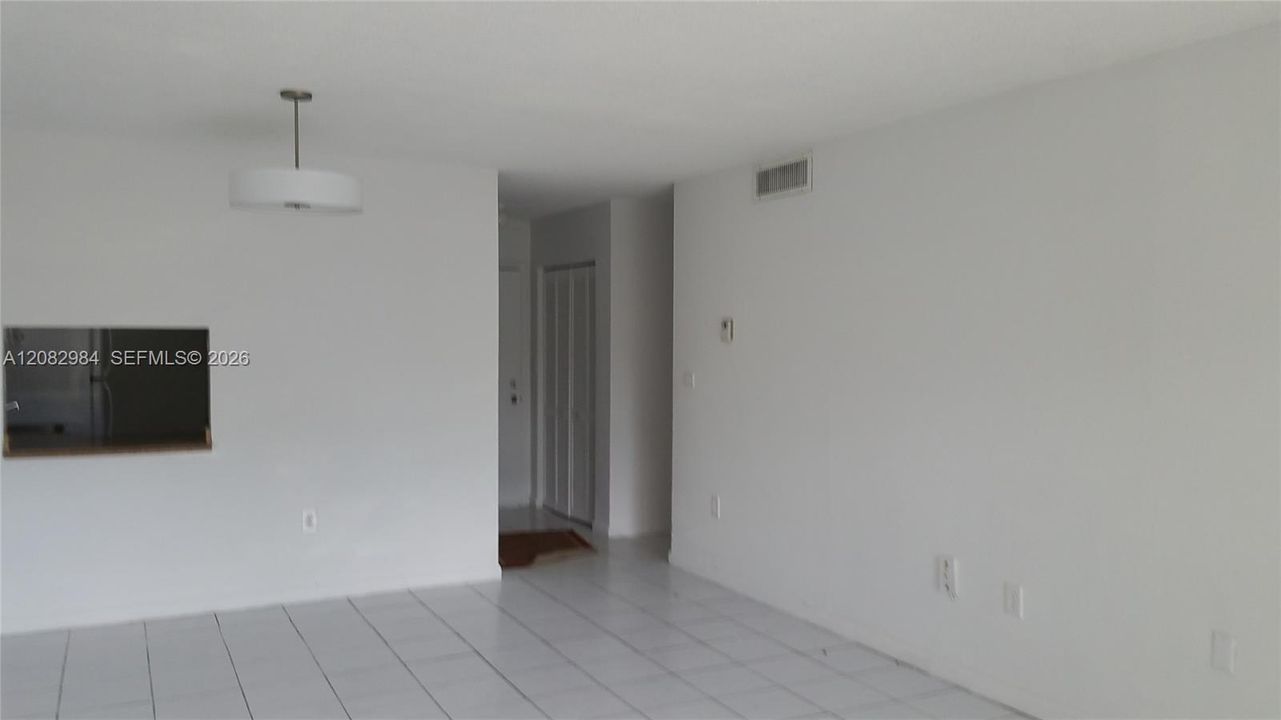 En Venta: $145,000 (1 camas, 1 baños, 730 Pies cuadrados)
