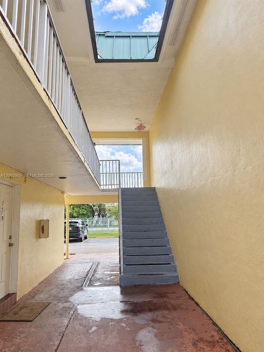 На продажу: $145,000 (1 спален, 1 ванн, 730 Квадратных фут)