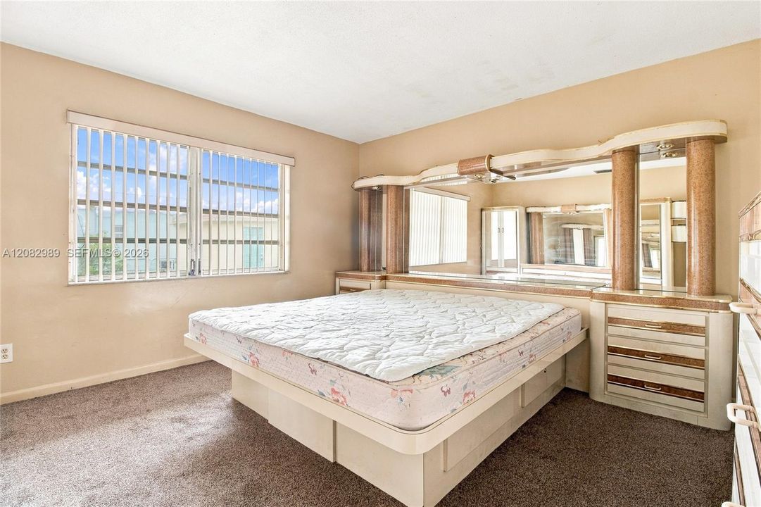 For Sale: $850,000 (0 beds, 0 baths, 2507 Square Feet)