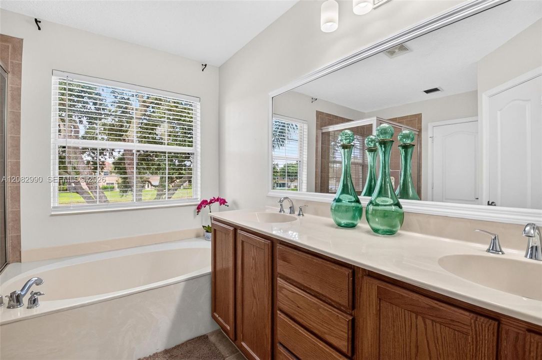 For Sale: $423,900 (3 beds, 2 baths, 1748 Square Feet)