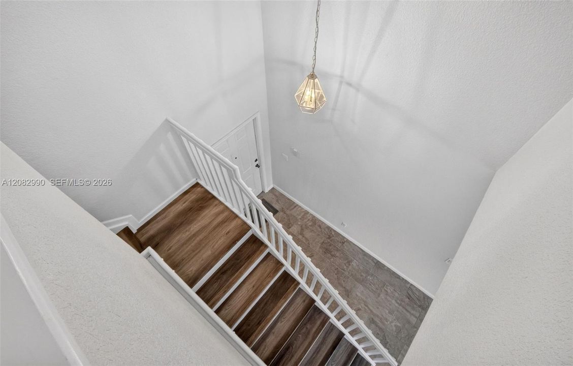 For Sale: $423,900 (3 beds, 2 baths, 1748 Square Feet)