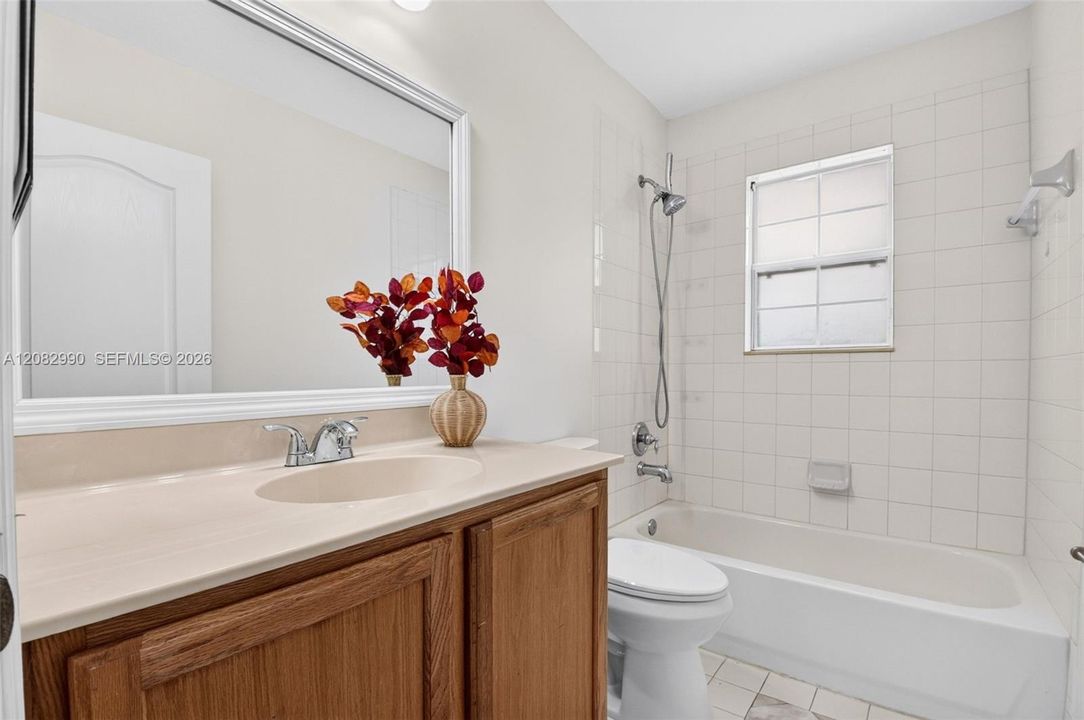 For Sale: $423,900 (3 beds, 2 baths, 1748 Square Feet)