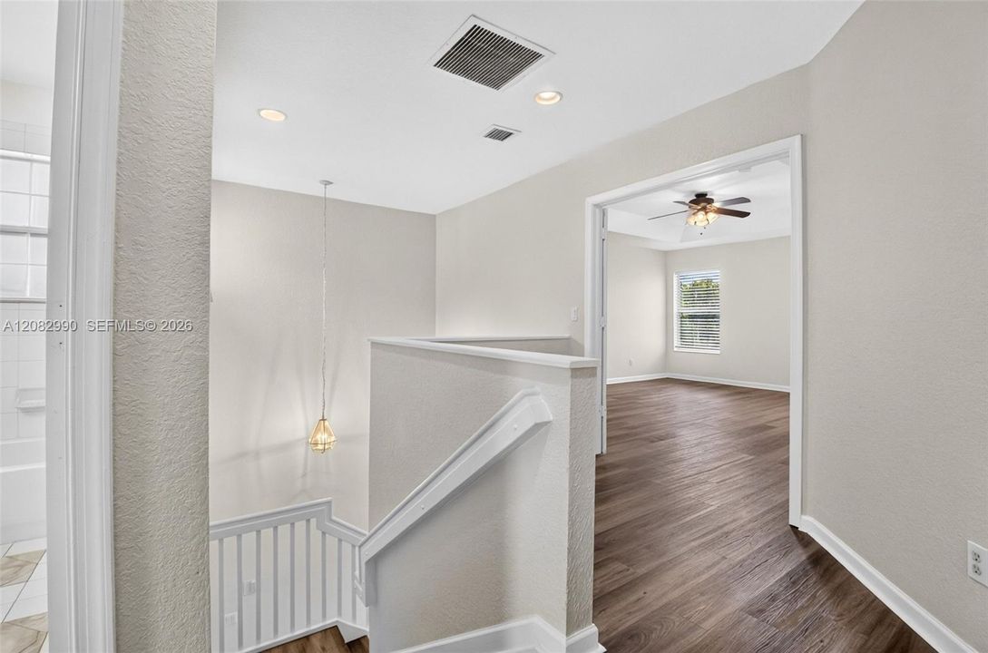 For Sale: $423,900 (3 beds, 2 baths, 1748 Square Feet)